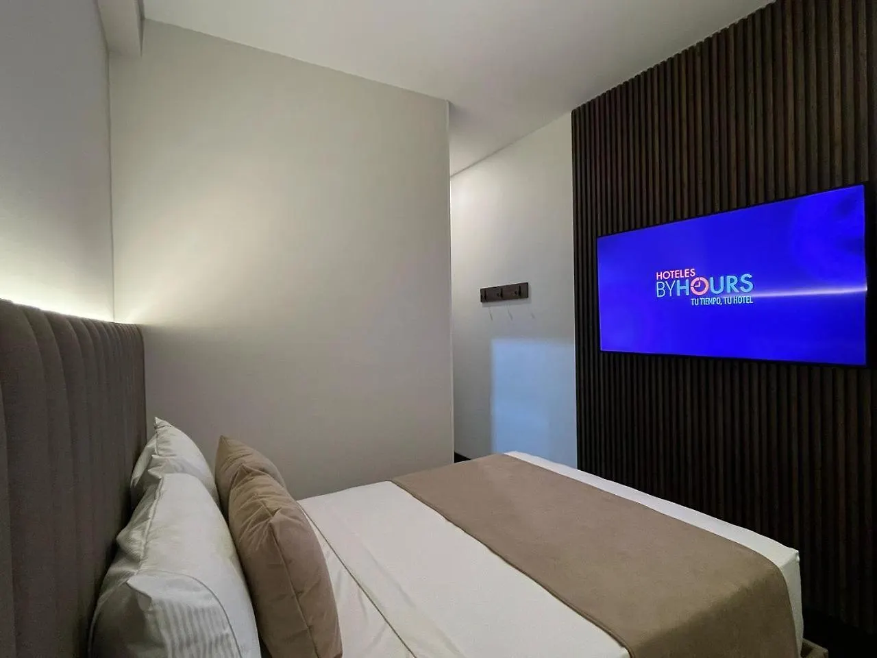 Hotel Continental Byhours بوغوتا
